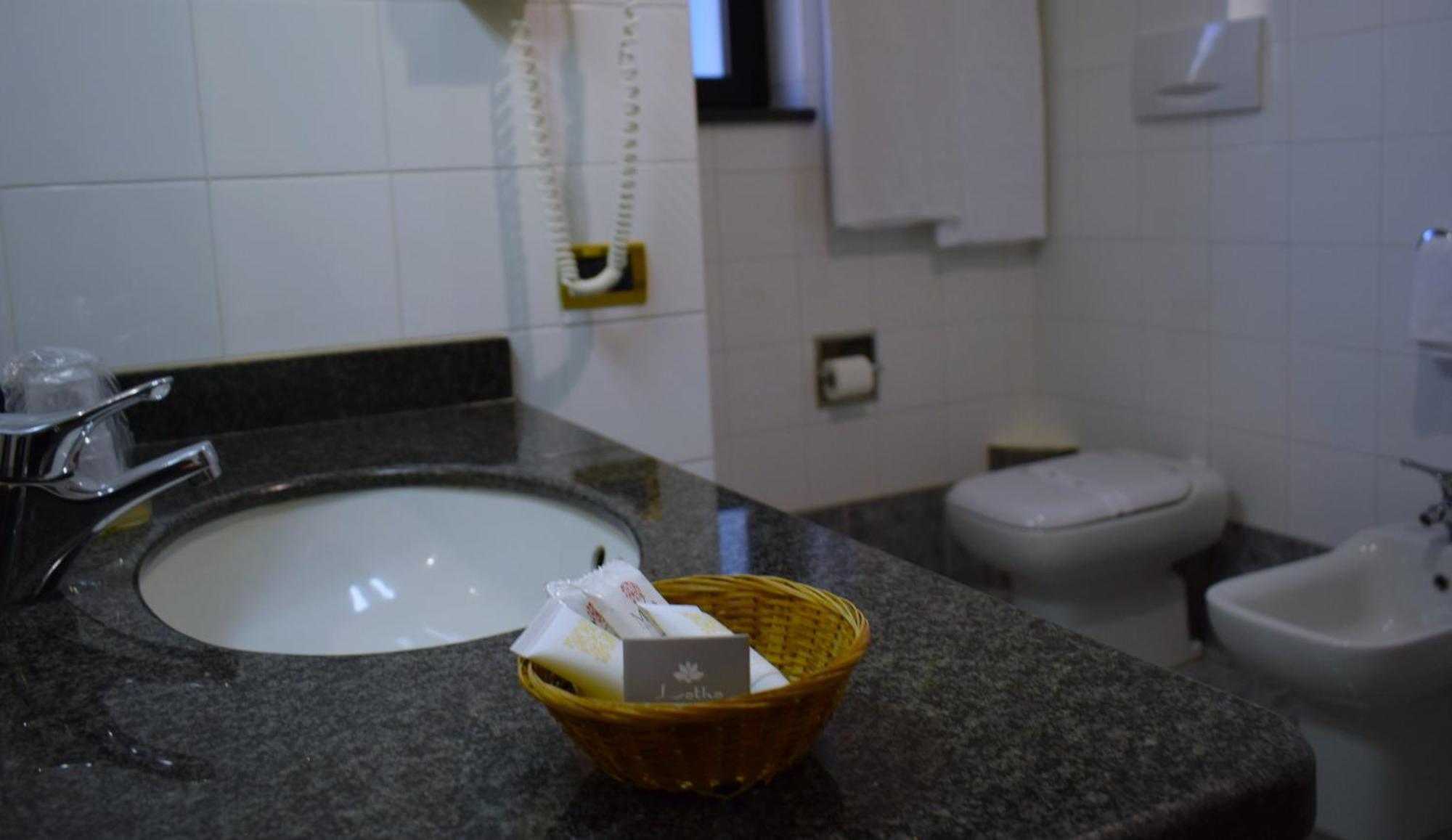 Hotel 90 Capurso ภายนอก รูปภาพ