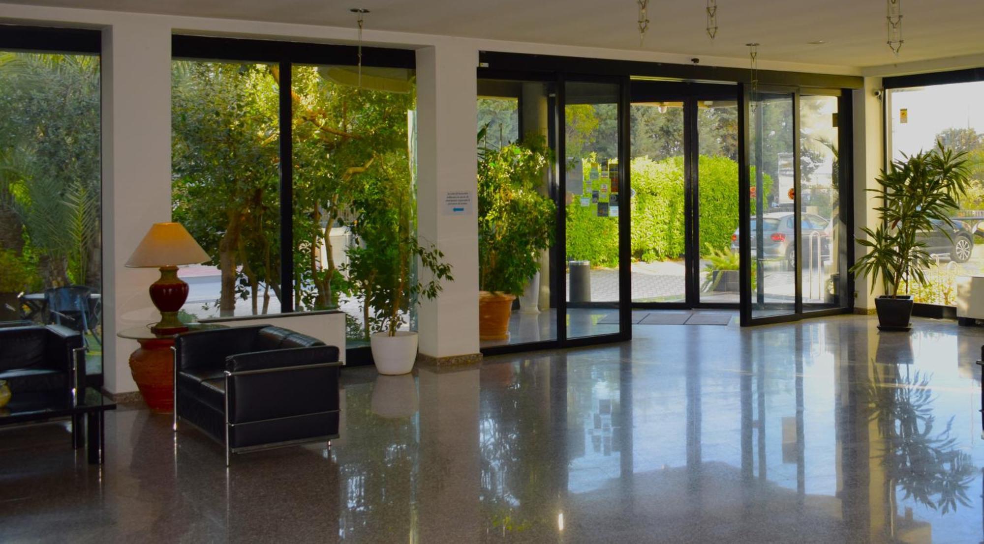 Hotel 90 Capurso ภายนอก รูปภาพ