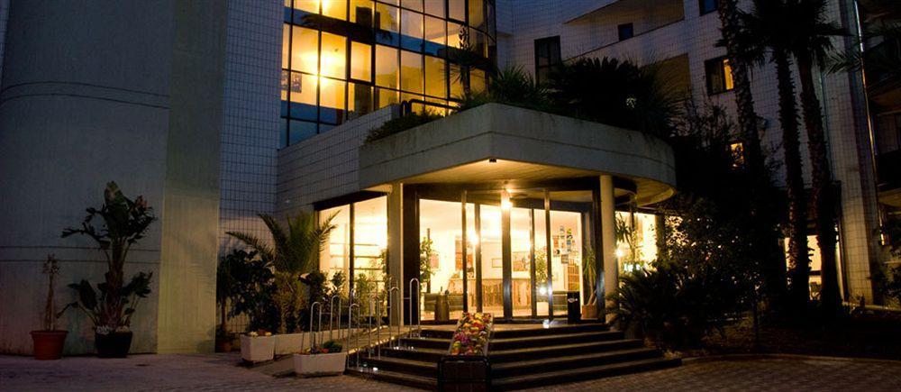 Hotel 90 Capurso ภายนอก รูปภาพ