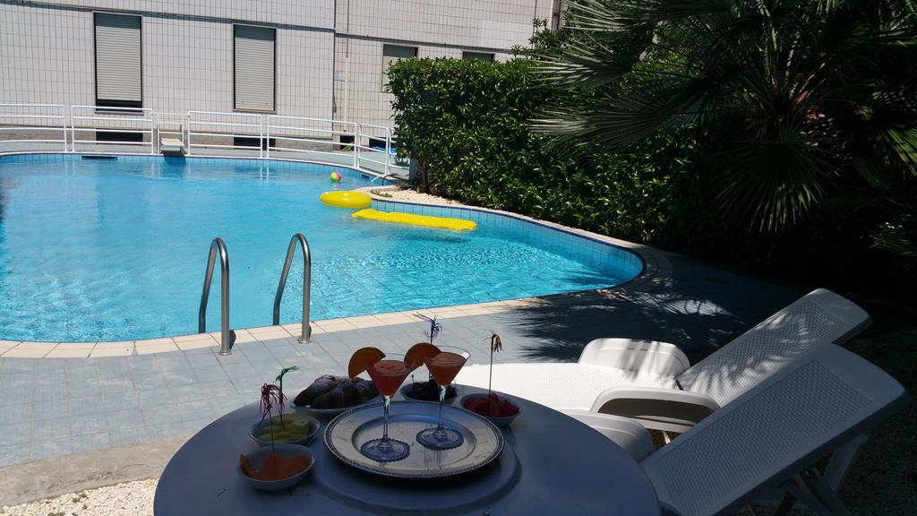 Hotel 90 Capurso ภายนอก รูปภาพ
